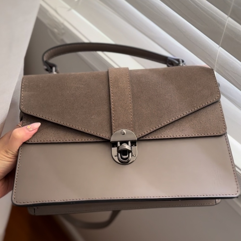Italian Leather and Suede Shoulder Bag - Olive